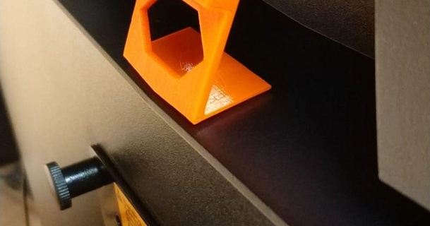 renk oynatma çubuğu yular takılabilir kai indir Bedava stl model printablescom 3d modeller ev halkı ekipman Monitormount Philips Iiyama 3d print model - Mito3D