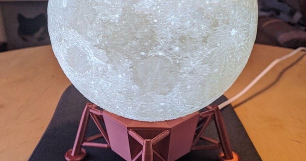 lunaire atterrisseur base lune lampe Markus Télécharger libre stl modèle imprimablescom 3d modèles Ménage décor apollo11 3d print model - Mito3D
