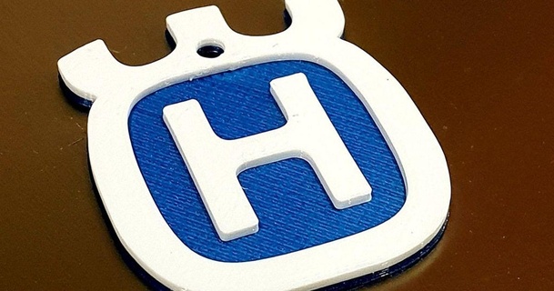 Husqvarna logo porte clés rgi Télécharger libre stl modèle imprimablescom 3d modèles loisir fabricants automobile husqvarnalogo 3d print model - Mito3D