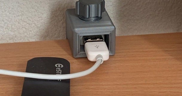 USB uzantı kablo sıra binmek bay ahşap indir Bedava stl model printablescom 3d modeller ev halkı ofis masa montajı kablosu 3d print model - Mito3D