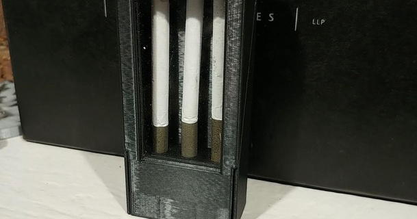 protective cigarette case print place magnet metal hinge pin trevor download free stl model printablescom 3d models hobby & makers tools 3d print model - Mito3D