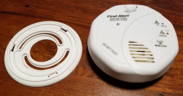 alert smoke carbon monoxide detector mount scatterplot download free stl model printablescom 3d models household house equipment 3d print model - Mito3D