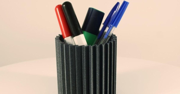 turbine crayon titulaire soutien vase mode slimprint Télécharger libre stl modèle imprimablescom 3d modèles loisir fabricants organisateurs organiseur bureau organisation organiser organisateur 3d print model - Mito3D