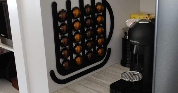 Mauer montiert geformt Nespresso vertuo Kapsel Spender Marcelbichon download frei stl Modell Printablescom 3d Modelle Haushalt Küche 3d print model - Mito3D