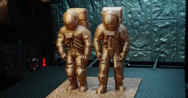 Apollo Astronaut Unterstützung frei Remix iczfirz download stl Modell Printablescom 3d Modelle Spielzeuge Spiele Aktion Zahlen Statuen Erde Lander Mond 3d print model - Mito3D