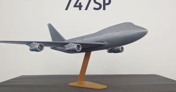 boeing 747sp 1 200 Kleriker download frei stl Modell Printablescom 3d Modelle Spielzeuge Spiele Fahrzeuge 747 Airbus Flugzeug Flugzeuge 3d print model - Mito3D