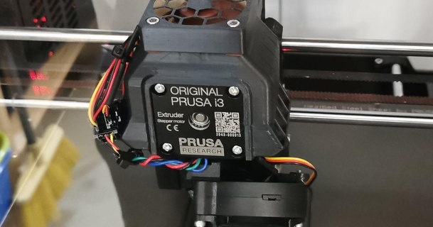 Prusa i3 mk3s+ Extruder Stepper Kühler add on 40x40 Ventilator pc4 m10 Verbinder Murad download frei stl Modell Printablescom 3d Modelle Drucker Upgrades 3d print model - Mito3D
