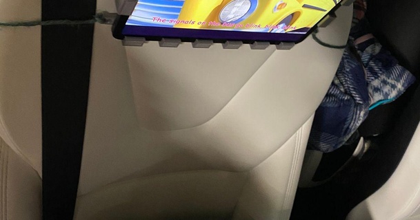 soporte ipad Pro 11 inch acoplable coche vehiculo asiento versión 2 jarcec descargar gratis stl modelo imprimiblescom 3d modelos pasatiempo hacedores automotor Asiento 3d print model - Mito3D