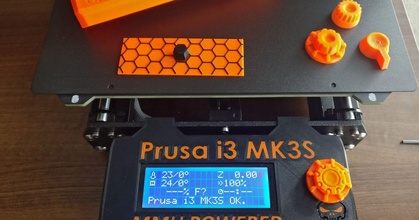 prusa mk3s lcd Cadre monsieurminion Télécharger libre stl modèle imprimablescom 3d modèles imprimantes mises niveau mmu2 mmu2s multicolore 3d print model - Mito3D