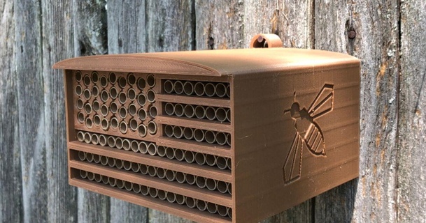 américain abeille maison drachenfire84 Télécharger libre stl modèle imprimablescom 3d modèles Ménage Extérieur jardin drapeau 3d print model - Mito3D
