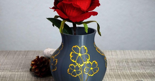 vazo altın Çiçekler tek mmu area3d indir Bedava stl model printablescom 3d modeller Sanat tasarım tasarımlar dekorasyon saksı Çiçek vazosu renkli 3d print model - Mito3D