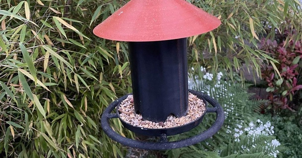 uccello alimentatore don bianco Scarica gratuito stl modello printablescom 3d Modelli domestico all'aperto giardino mangiatoia per uccelli cibo voliera 3d print model - Mito3D