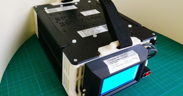 lithium ion batería paquete 36v 24ah recinto marin descargar gratis stl modelo imprimiblescom 3d modelos pasatiempo hacedores electrónica cargador iones litio 3d print model - Mito3D