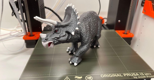 dinosauro triceratopo colorato mmu ape2k Scarica gratuito stl modello printablescom 3d Modelli mondo scansioni animali multimateriale pittura 3d print model - Mito3D