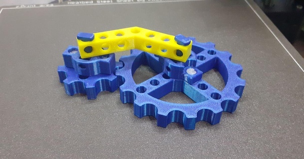 m bitbeam kıpır spinner mcbig indir Bedava stl model printablescom 3d modeller oyuncaklar oyunlar bina bit ışını stres çarkı 3d print model - Mito3D