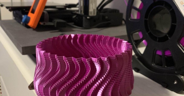 cubo peccato onda vaso 2 joey aronson Scarica gratuito stl modello printablescom 3d Modelli arte design disegni matematica fioriera pentola spirale 3d print model - Mito3D