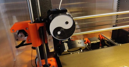extrusora girar indicador yin yang Mich baixar livre stl modelo printablescom 3d modelos impressoras acessórios rotação 3d print model - Mito3D