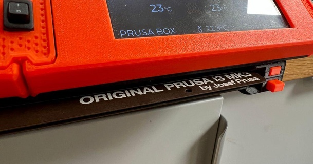 Prusa Box Gehege erweiterbar Stahl Blatt Halter Unterstützung dd3d download frei stl Modell Printablescom 3d Modelle Drucker Zubehör mk3s Stahlblech Stahlblechhalter Prusabox 3d print model - Mito3D