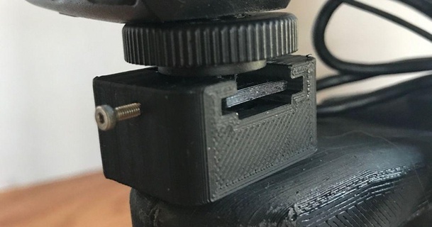 telecamera utilità scarpa monta empirico Scarica gratuito stl modello printablescom 3d Modelli gadget foto video flash supporto per scarpe fa schifo 3d print model - Mito3D