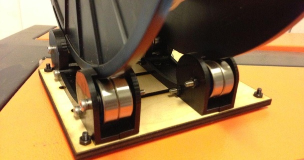 carrete rodillo plato drandolf descargar gratis stl modelo imprimiblescom 3d modelos impresoras accesorios rodamiento aspectos filamento bobina 3d print model - Mito3D