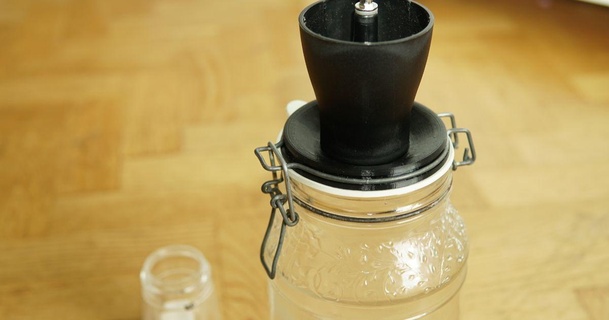 hario coffee grinder glass jar adapter hallonhatt download free stl model printablescom 3d models household kitchen coffeegrinder coldbrew glassjar 3d print model - Mito3D