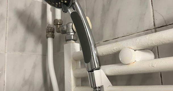 chuveiro cabeça suporte banheiro aquecedor posix baixar livre stl modelo printablescom 3d modelos casa radiador radiatorhook lavar 3d print model - Mito3D