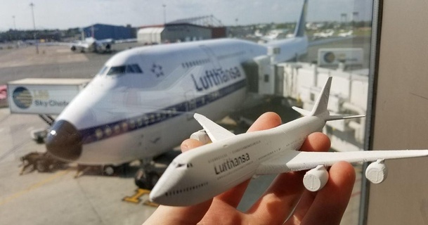 Boeing 747 8i pomme pin simulée Télécharger libre stl modèle imprimablescom 3d modèles jouets Jeux Véhicules avion 3d print model - Mito3D