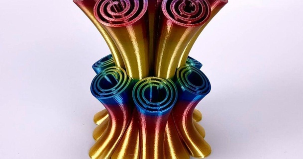 faire défiler vase christheviolanerd Télécharger libre stl modèle imprimablescom 3d modèles Ménage décor art décoration décorationvase fleur 3d print model - Mito3D