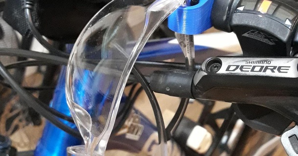 bicchieri appendiabiti manubrio marty meccanico Scarica gratuito stl modello printablescom 3d Modelli gli sport all'aperto bicicletta 3d print model - Mito3D