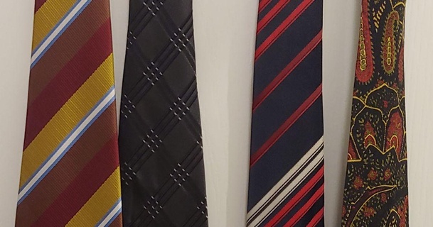 cravates titulaire soutien Golem Télécharger libre stl modèle imprimablescom 3d modèles costumes accessoires costume ceinture attacher 3d print model - Mito3D