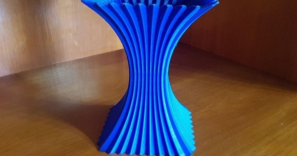 dokulu vazolar gustavo dua etmek indir Bedava stl model printablescom 3d modeller ev halkı dekor konteyner konteynerler vazo zikzaklı 3d print model - Mito3D