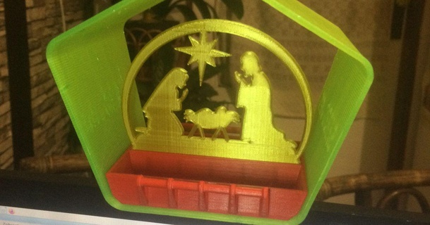kuş besleyici doğuş faliyet alani sahne shr3deu indir Bedava stl model printablescom 3d modeller ev halkı dış mekan Bahçe Kuş yuvası Noel süsleri 3d print model - Mito3D