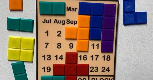bloquer calendrier tetris style quotidien magnétique puzzle Jeu mcfada Télécharger libre stl modèle imprimablescom 3d modèles jouets Jeux puzzles brain teasers journée 3d print model - Mito3D
