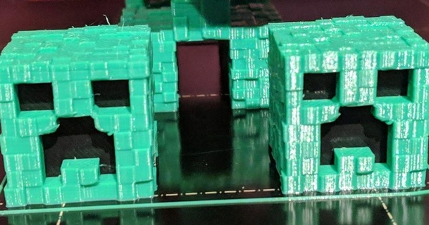 dokulu sarmaşık baş renkli gıcırdamak indir Bedava stl model printablescom 3d modeller oyuncaklar oyunlar dış mekan Minecraft minecraft sürüngen 3d print model - Mito3D