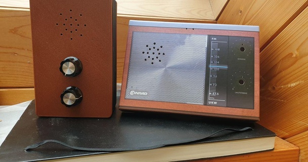 polaroid Radio merlino Scarica gratuito stl modello printablescom 3d Modelli gadget 3d print model - Mito3D