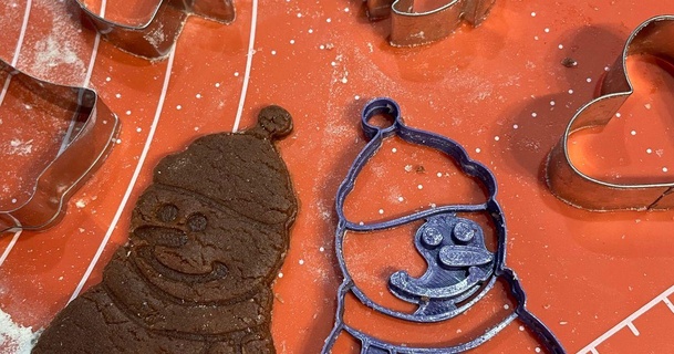 snowman cookie cutter pukakuka download free stl model printablescom 3d models seasonal designs winter & christmas year's baking bakingtools cookiecutter 3d print model - Mito3D