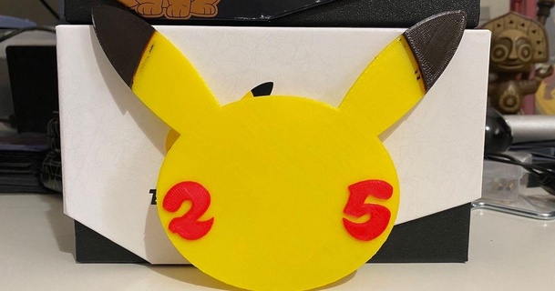 empujar Lun 25th aniversario Pikachu logo markharris1989 descargar gratis stl modelo imprimiblescom 3d modelos Arte diseño 2d platos logos multicolor multimaterial pokemon 3d print model - Mito3D
