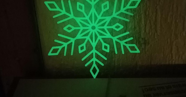 vlo ka sv ve tm - christmas snowflake glowing dark dr download free stl model printablescom 3d models household decor vlocka decoration 3d print model - Mito3D