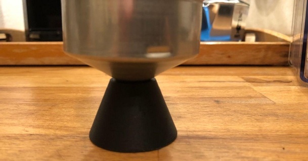 bialetti moka pot entonnoir titulaire soutien pylône EOPLE Télécharger libre stl modèle imprimablescom 3d modèles Ménage cuisine 3d print model - Mito3D