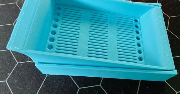 çıkartmalar Su dayalı uygulama Ayarlamak kolay ıslak uygulamak modeller Tony canan indir Bedava stl model printablescom 3d hobi yapımcılar araçlar Kutu çıkartma 3d print model - Mito3D