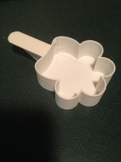 paw shaped food scoop redpah 3d print model - Mito3D