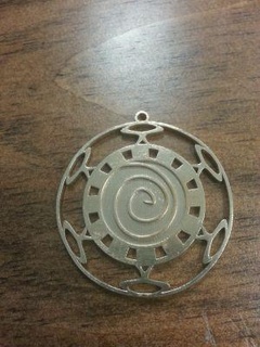 aztec styled circle pendant redpah 3d print model - Mito3D