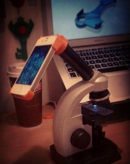 microscope oculaire Cas gaine iphone 4 redpah 3d print model - Mito3D