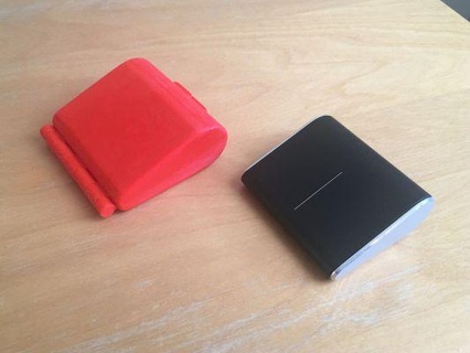 microsoft cuneo toccare topo protezione scatola rossa 3d print model - Mito3D