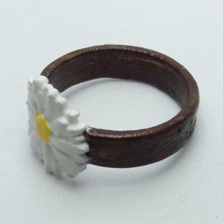 ring embossed overflowing daisy redpah 3d print model - Mito3D