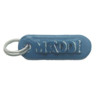 maddi personalized keychain embossed letters redpah 3d print model - Mito3D