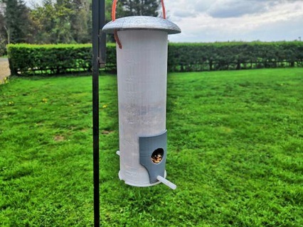 bird feeder redpah 3d print model - Mito3D