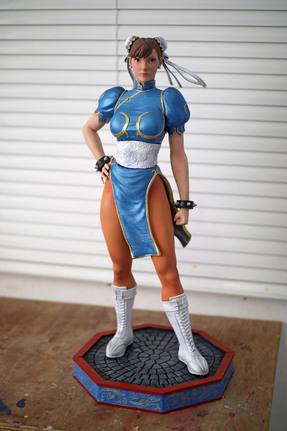 chun li ayakta durmak sokak dövüşçü 3D print model - Mito3D