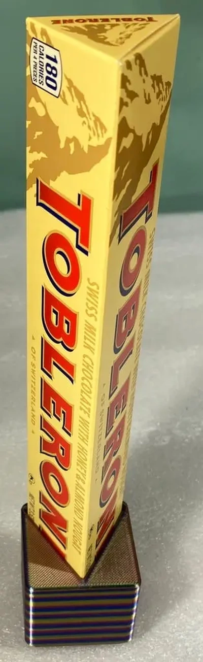 1x1 toblerone 3d by hoco 3d print model - Mito3D