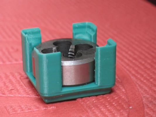 38mm thread die holder - 3d by dazz100 on thangs 3d print model - Mito3D